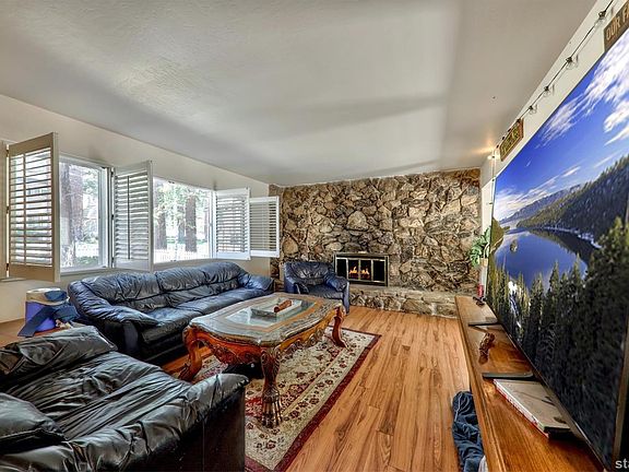 4th image of 1260 Glenwood Way