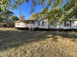 1400 Courtland Dr, Columbia, TN 38401
