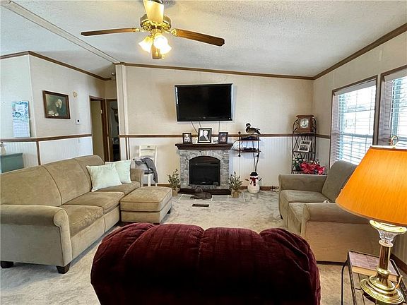 2nd image of 1847 Northwood Ln