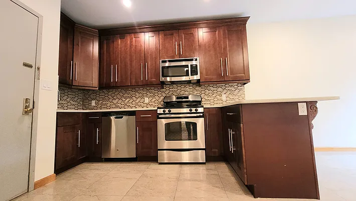 Rented by Oxford Property Group | media 7