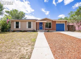 2742 Ferber Dr, Colorado Springs, CO 80916