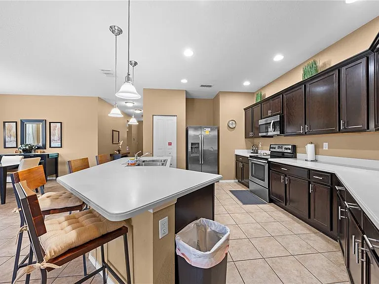 4704 Ruby Red Ln — Photo 31