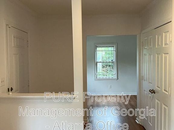 4th image of 1809 Ellington St