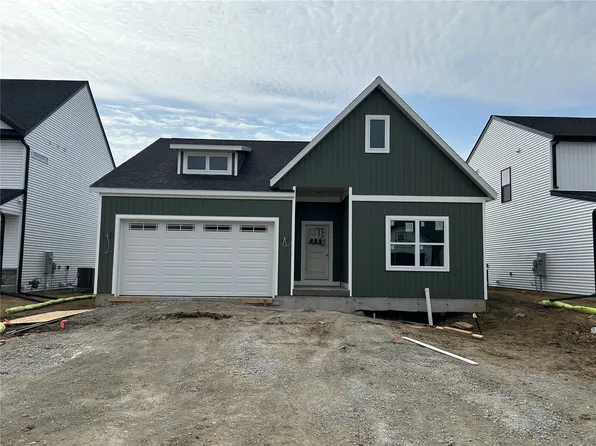 1285 Pricilla Ct, North Liberty, IA 52317