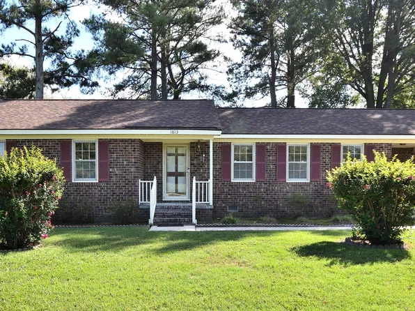 1813 Leggett Rd, Rocky Mount, NC 27801