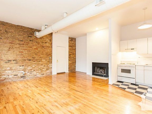 4th image of 2057 W Dickens Ave #3n3rd