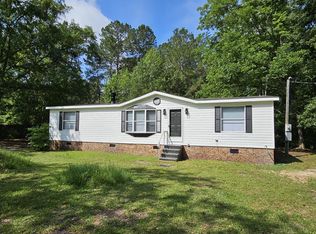 1553 Fairfield Rd, Manning, SC 29102
