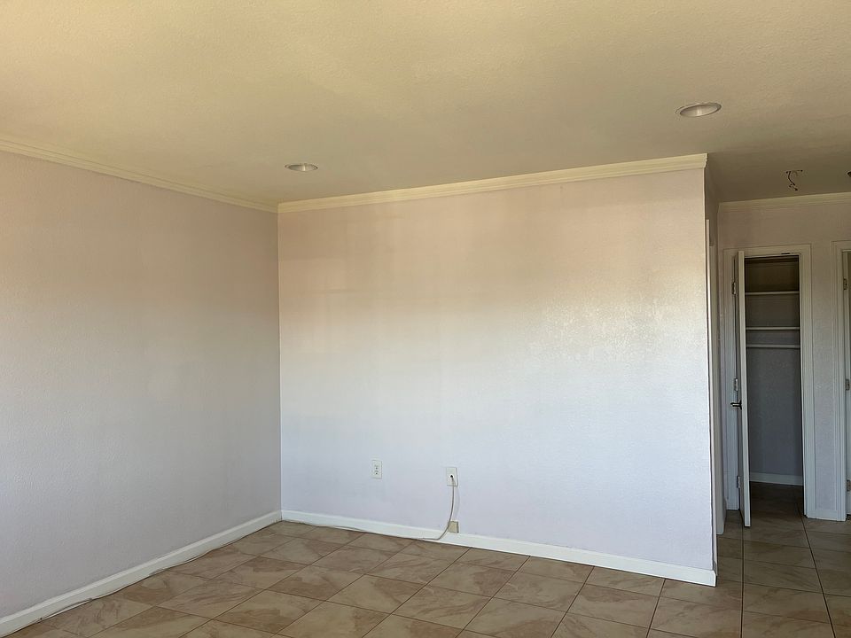 1st image of 3322 Luna Ave
