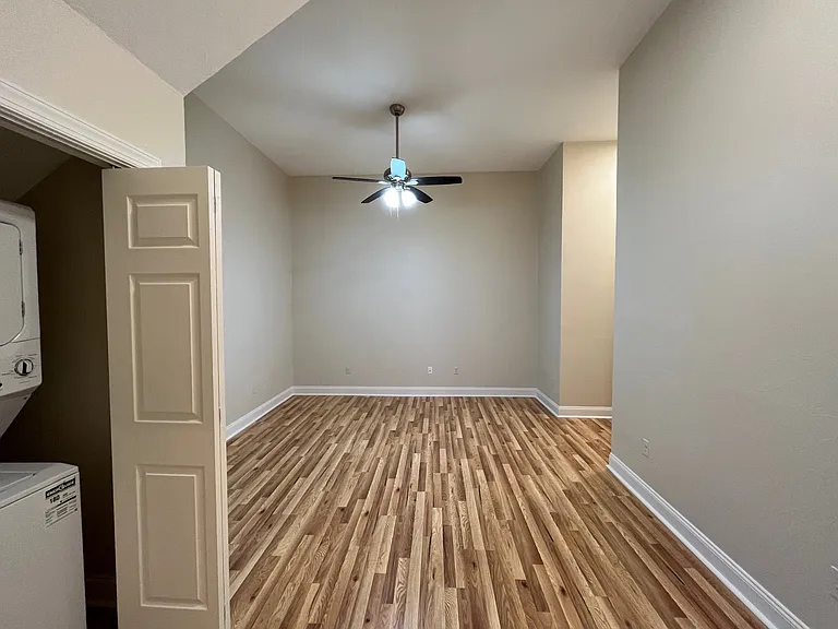 4028 Liberty Ave #1 — Photo 23