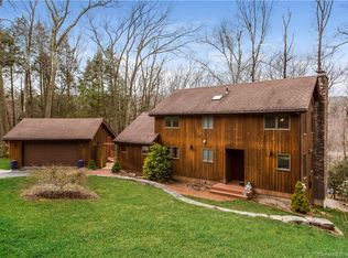 237 New Rd, Avon, CT 06001