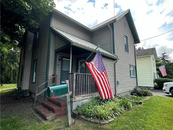 31 Bigelow Ave, Dundee, NY 14837