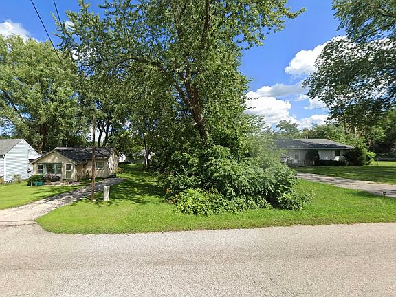 2nd image of 2908 Spring Rd N