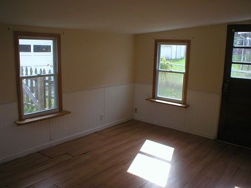 3rd image of 848 Alverno Ave