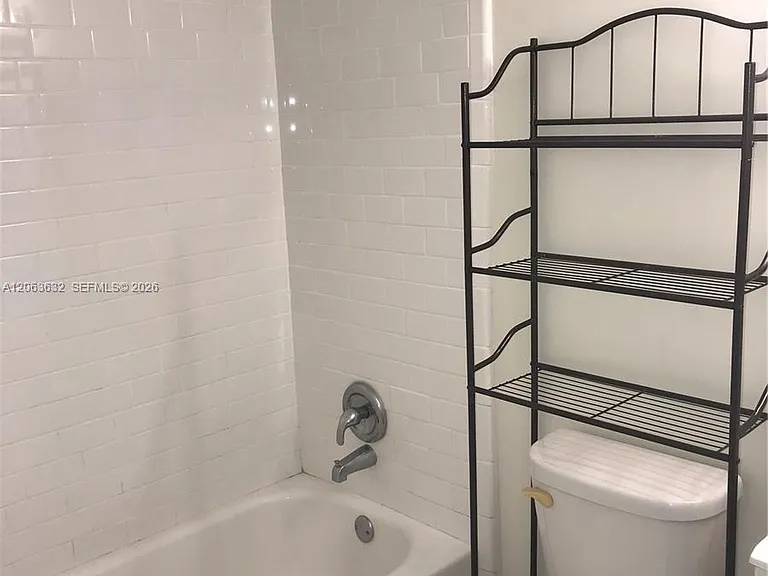 6796 Palmetto Cir S #101 — Photo 6