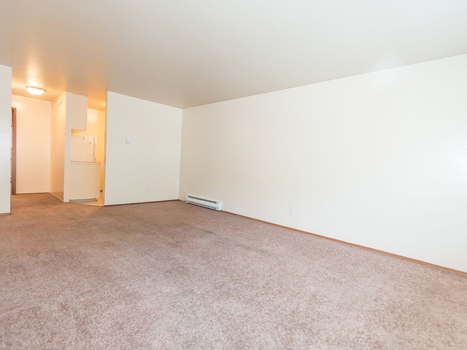 1st image of 4120 11th Ave NE APT 309