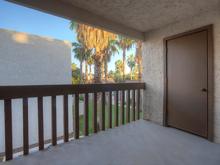 Townhomes on the Park Apartment Homes — Photo 30