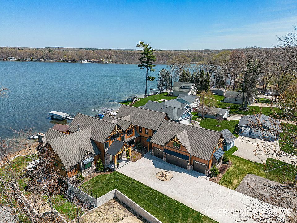 3325 Elmwood Beach Rd, Middleville, MI 49333 MLS 23028584 Zillow