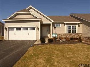 24 Hampton Cir, Clifton Park, NY 12065