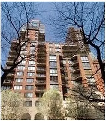 Rented by Peter Ashe | media 25