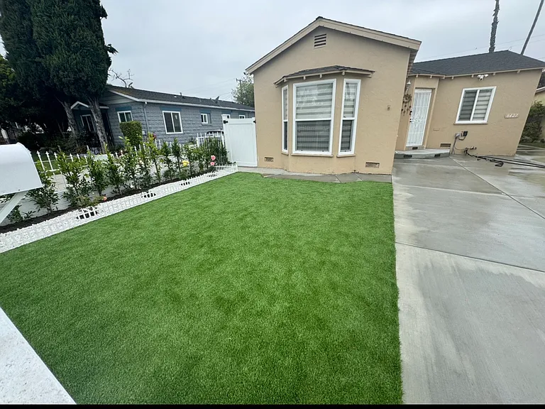 8427 San Carlos Ave — Photo 12