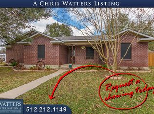 702 Old McDade Rd, Elgin, TX 78621