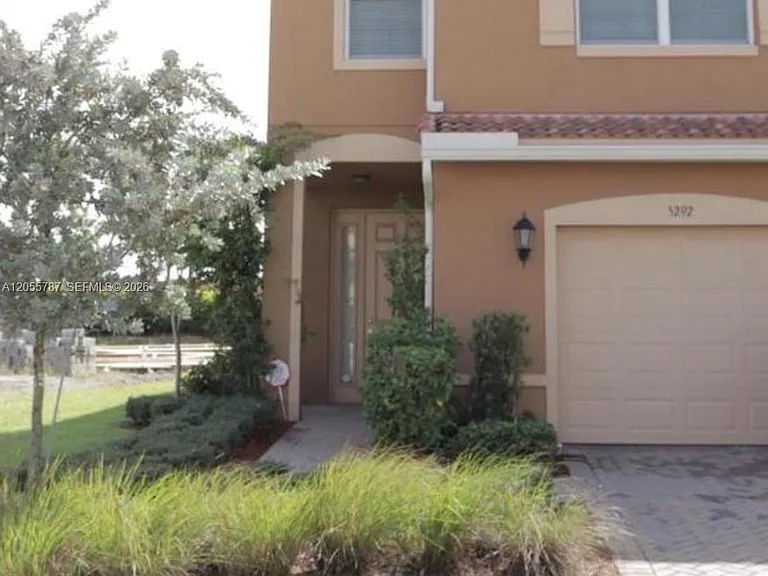5292 Palm Colony Dr #5292 — Photo 2