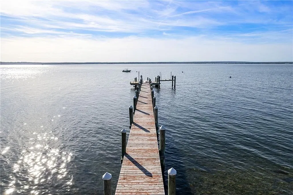 5 bed, 3.0 bath, 3500 sqft, $50,000 — Photo 1