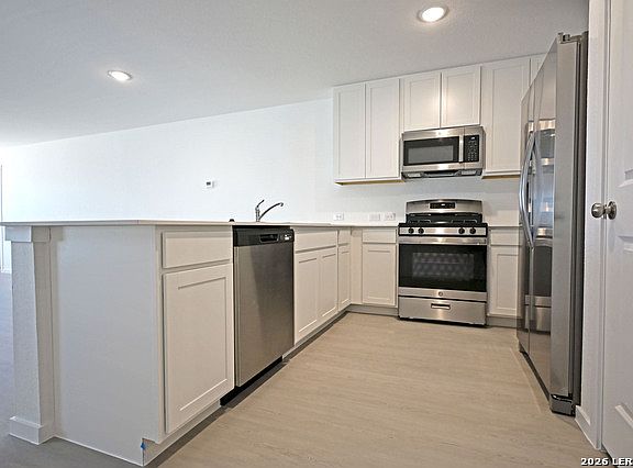 4th image of 3737 Swift Fox Rd