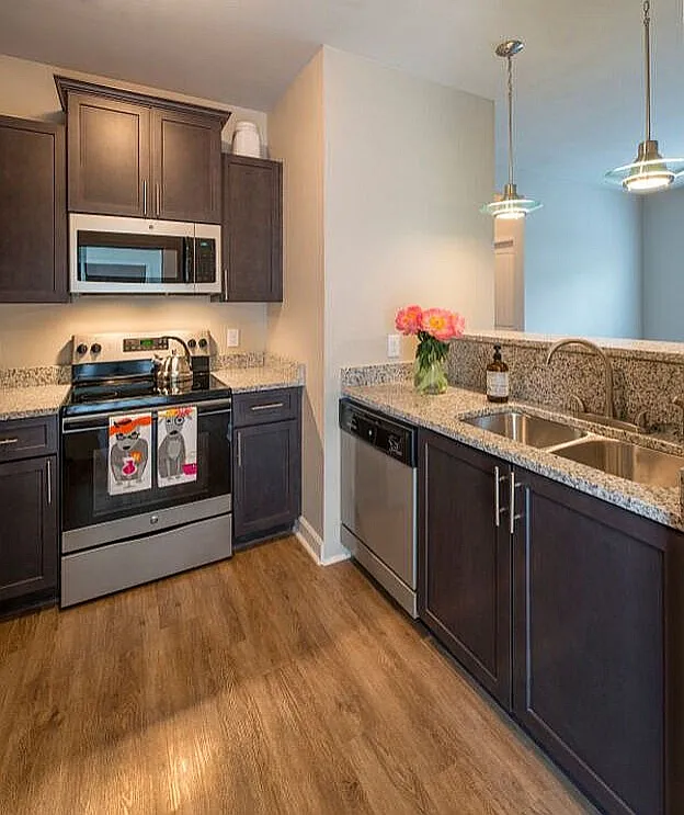 Lakeshore Ridge — Photo 4