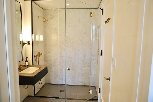 Rented by Olympia House Delaware LP | media 19