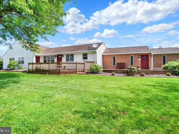 315 700th Rd, New Oxford, PA 17350