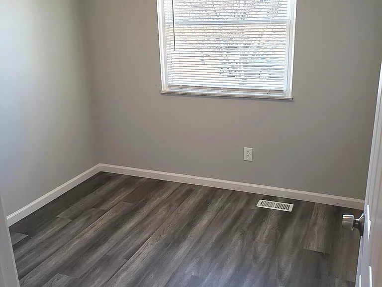 5470 Brook Point Rd — Photo 23