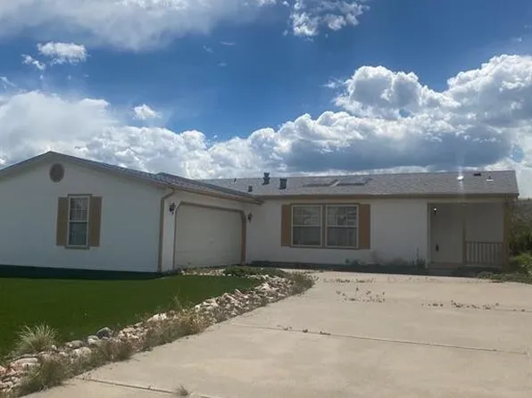 121 High Meadows Dr, Florence, CO 81226