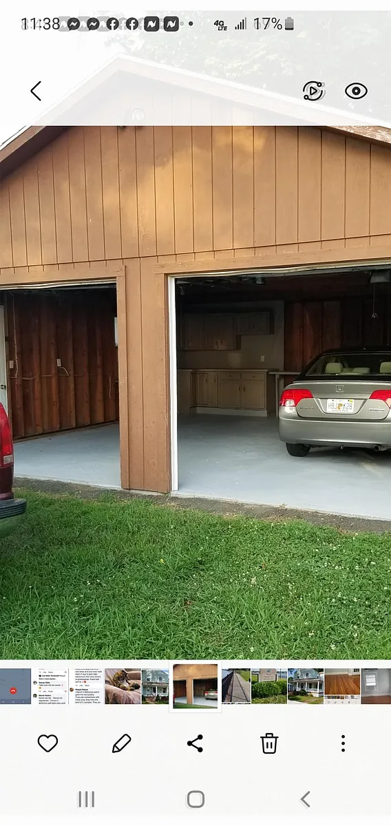 Oversized 2 car garage - 247 Concord St