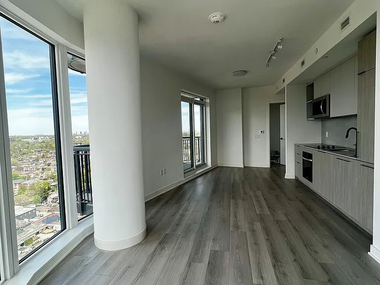 1185 Dupont St #2102 — Photo 4