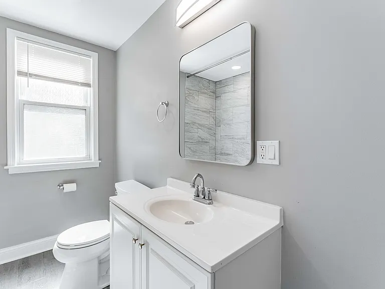 5449 W Melrose St #2 — Photo 21