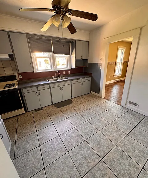 812 High St — Photo 2