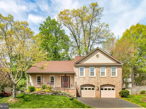 4624 Star Flower Dr, Chantilly, VA 20151