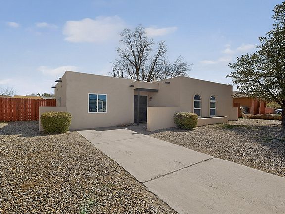 3rd image of 90 Moraga St