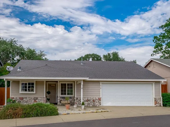 938 Country Ln, Angels Camp, CA 95222