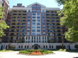 55 W Delaware Pl APT 1011, Chicago, IL 60610