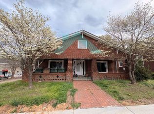 113 S 2nd Ave, Mayodan, NC 27027