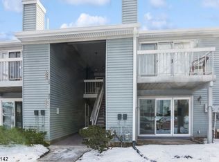 85 Haverhill Pl, Somerset, NJ 08873