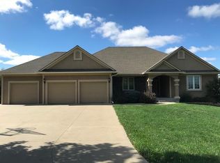 2408 Chamee Dr, Maryville, MO 64468