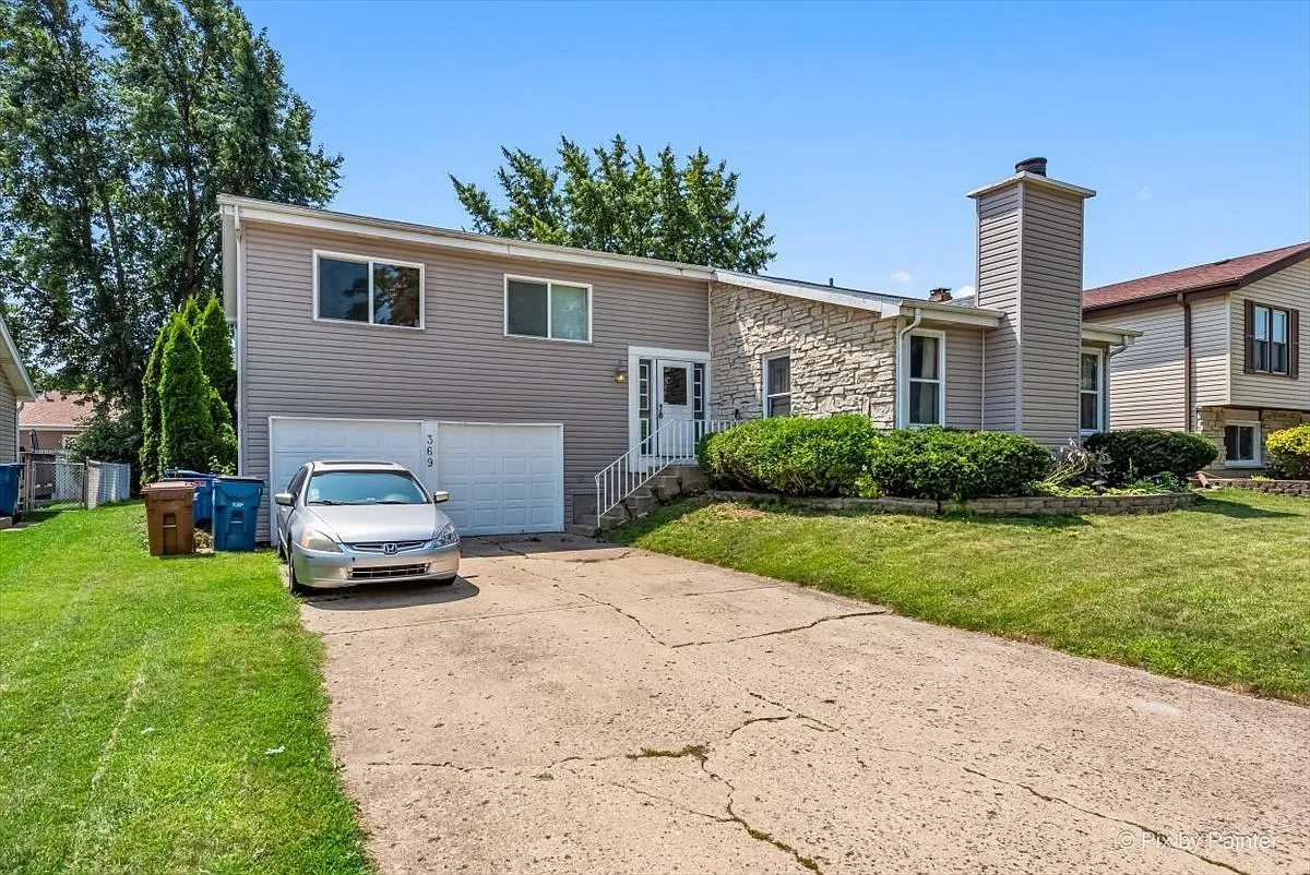 369 Loveland Dr photo 1