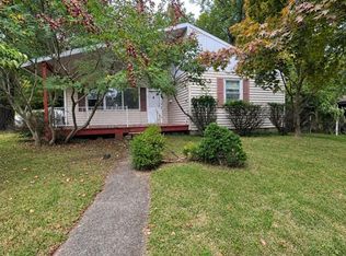 52 Greenmeadow Dr, Lutherville Timonium, MD 21093