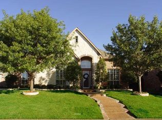 5817 Sweetbriar Dr, Richardson, TX 75082