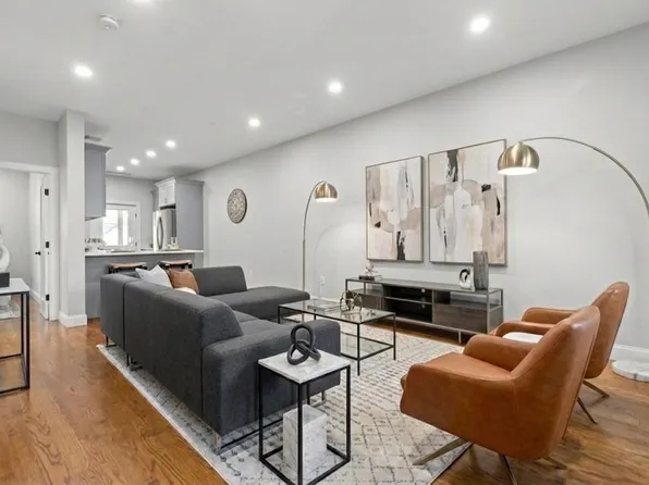 316 Princeton St #2, Boston, MA 02128