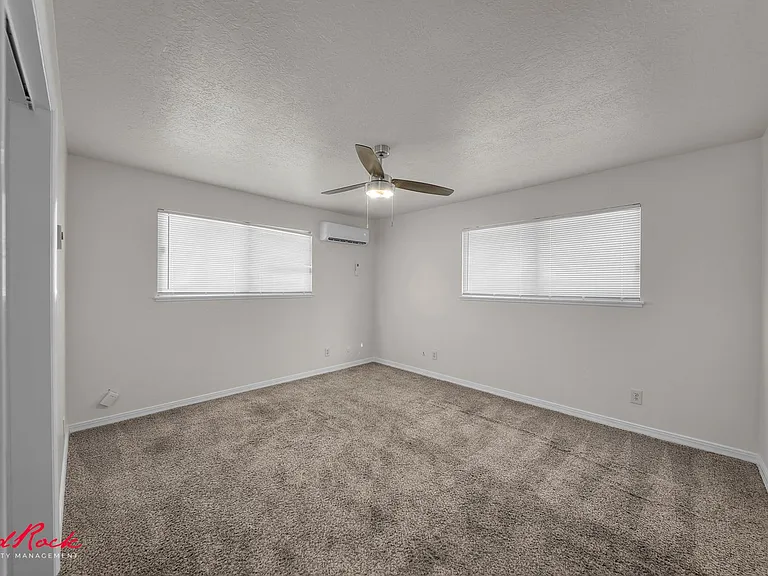 463 S 225 W #2 — Photo 8