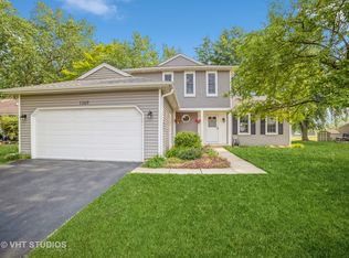 1269 Borden Dr, Elgin, IL